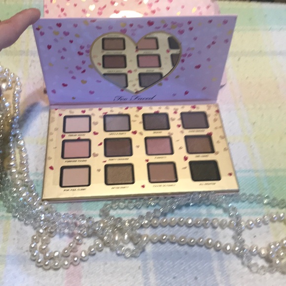 Too Faced Other - Authentic New Too Faced Funfetti Eyeshadow palette